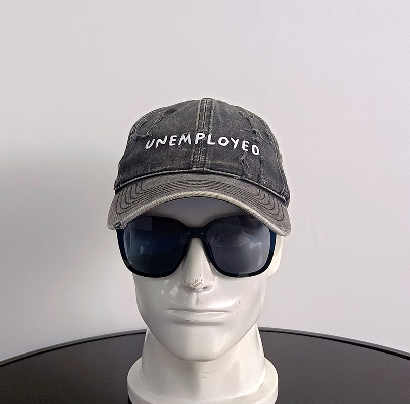 Daewen# washed cap with embroidery and distressed details