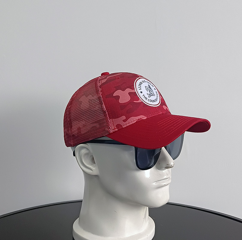 Daewen# trucker cap with embroidery and mesh back