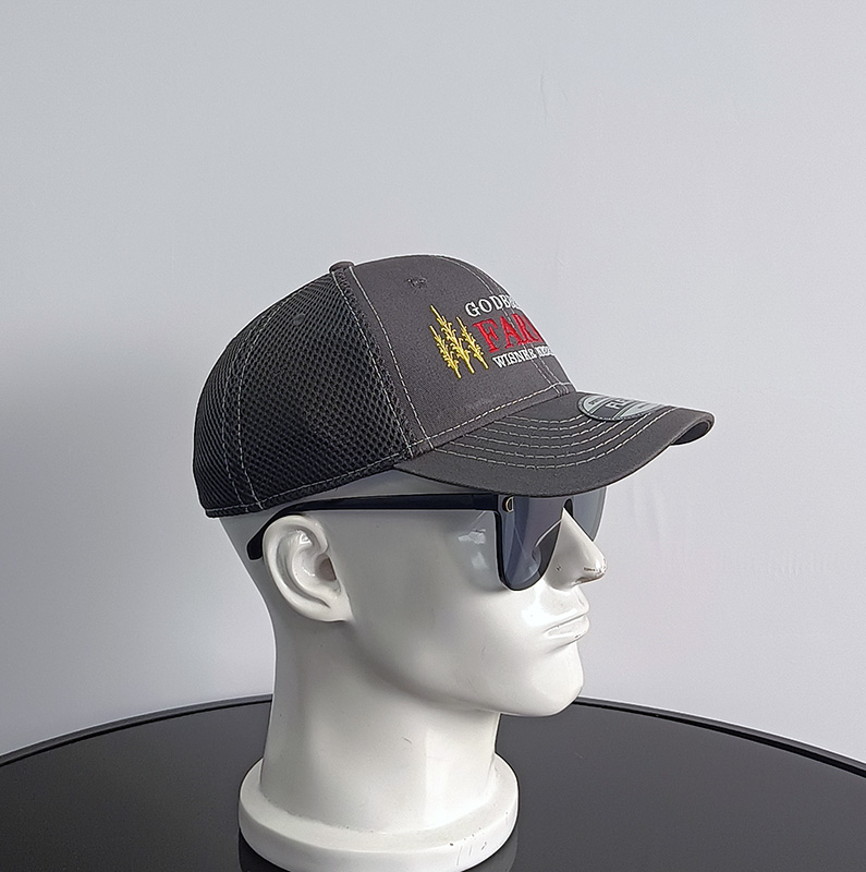 Daewen# trucker cap with embroidery and mesh back