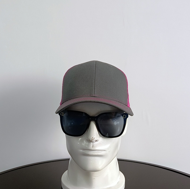 Daewen# trucker cap with embroidery and mesh back