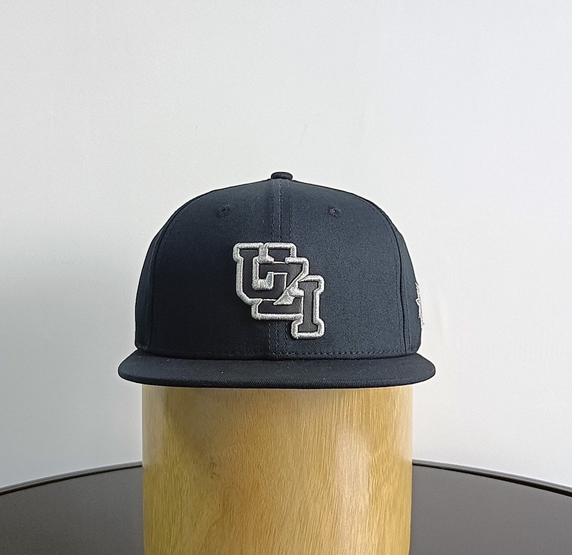 Daewen# snapback cap with 3D embroidery