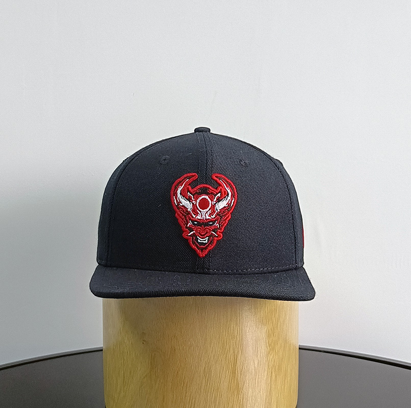 Daewen# snapback cap with cotton fabric and embroidery