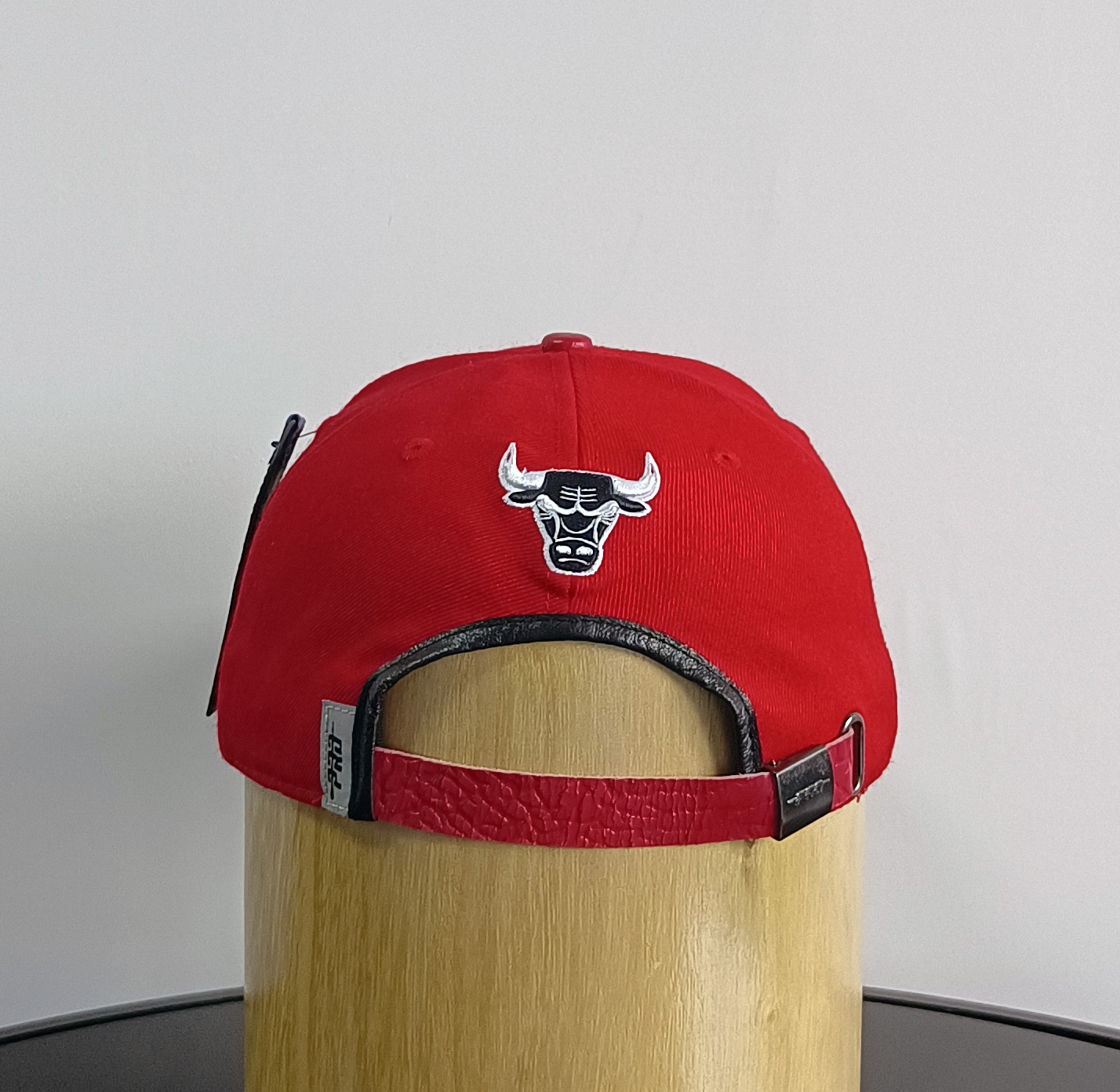 Daewen# snapback cap with faux leather brim and embroidery