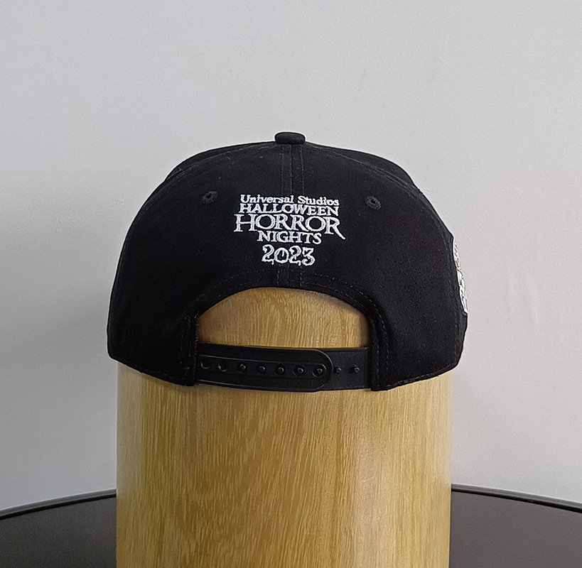 Daewen# snapback cap with embroidery patch and plastic buckle label