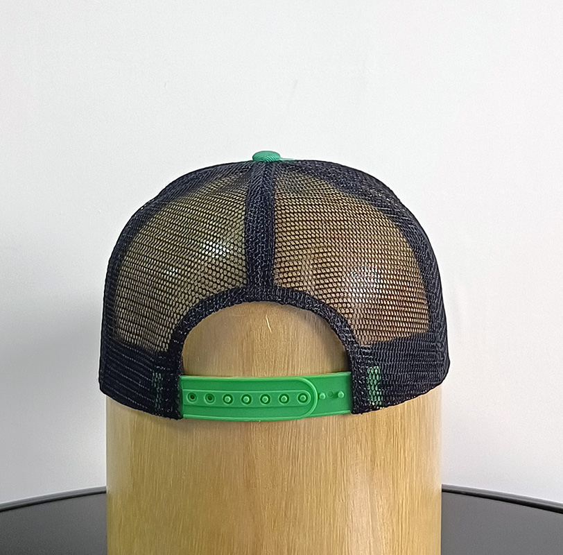 Daewen# snapback cap with patch and mesh back
