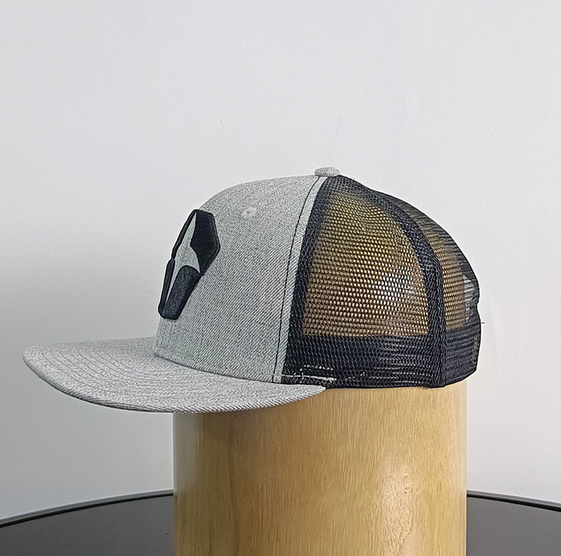 Daewen# snapback cap with embroidery mesh back
