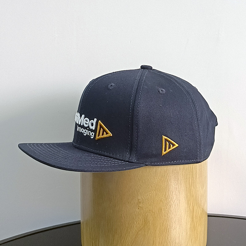 Daewen# snapback cap with embroidery