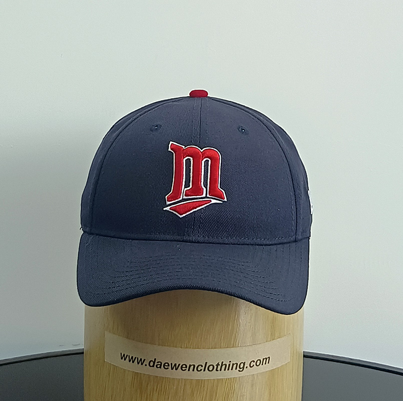 Daewen# baseball cap with embroidery and velcro back