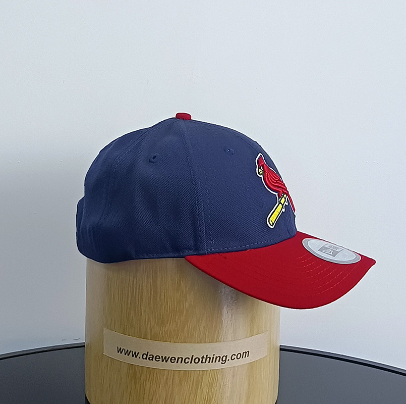 Daewen# baseball cap with embroidery and velcro back