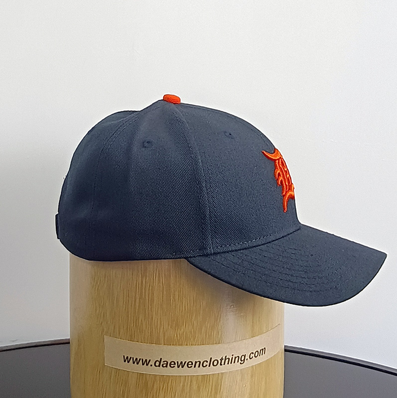 Daewen# baseball cap with embroidery and velcro back