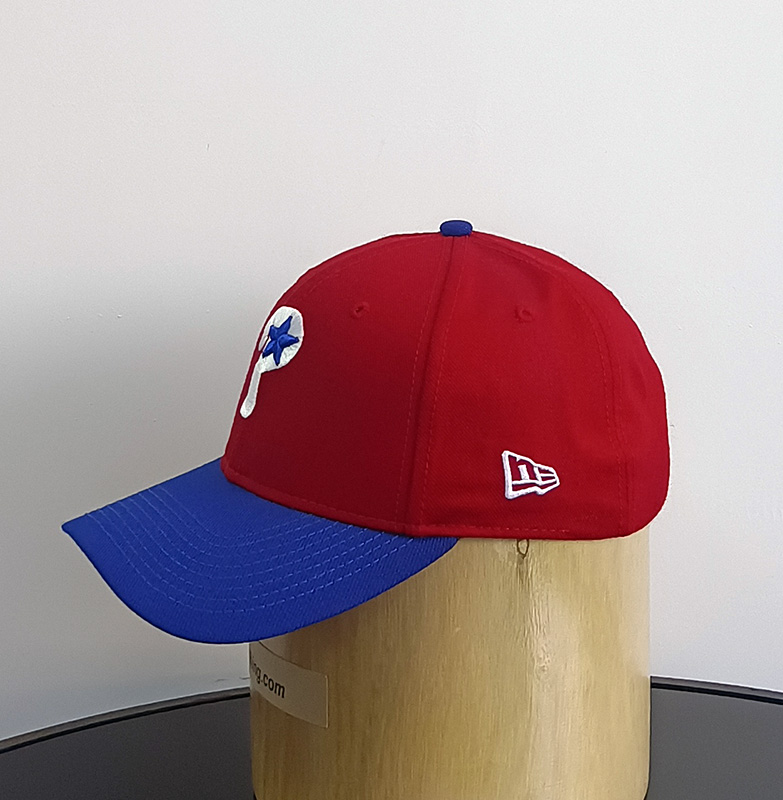 Daewen# baseball cap with embroidery and velcro back