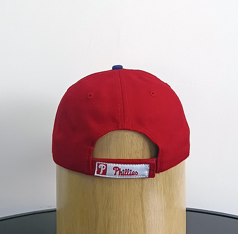 Daewen# baseball cap with embroidery and velcro back