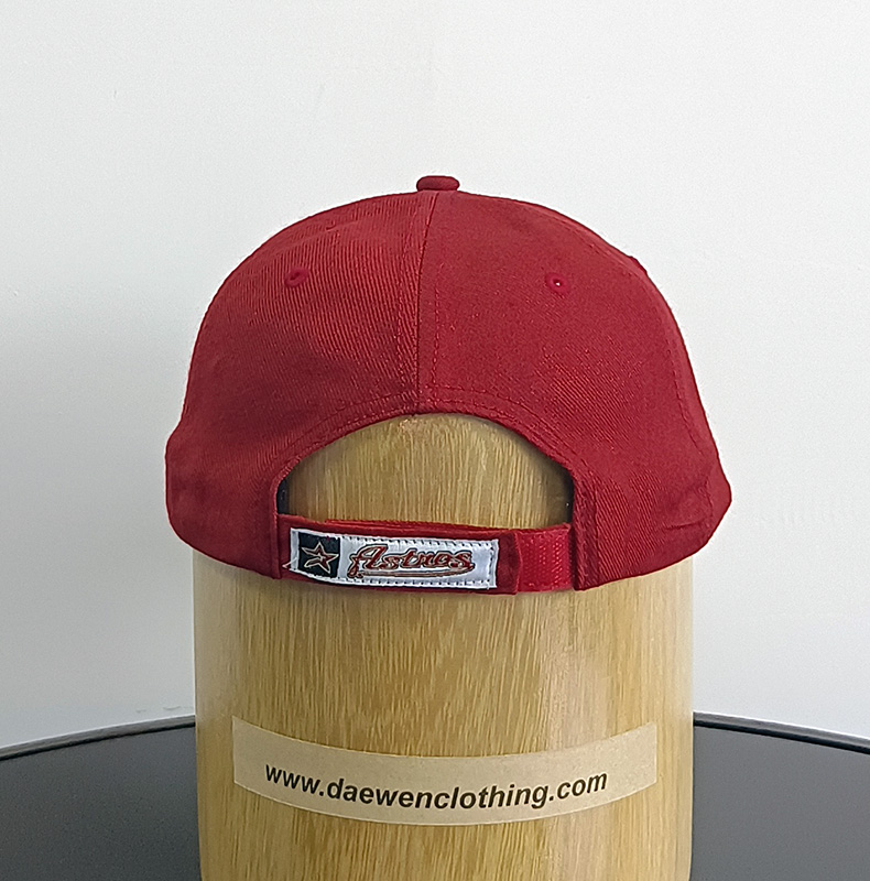 Daewen# baseball cap with embroidery and velcro back