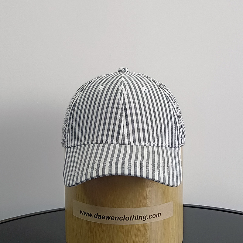 Daewen# baseball cap with striped fabric and velcro back