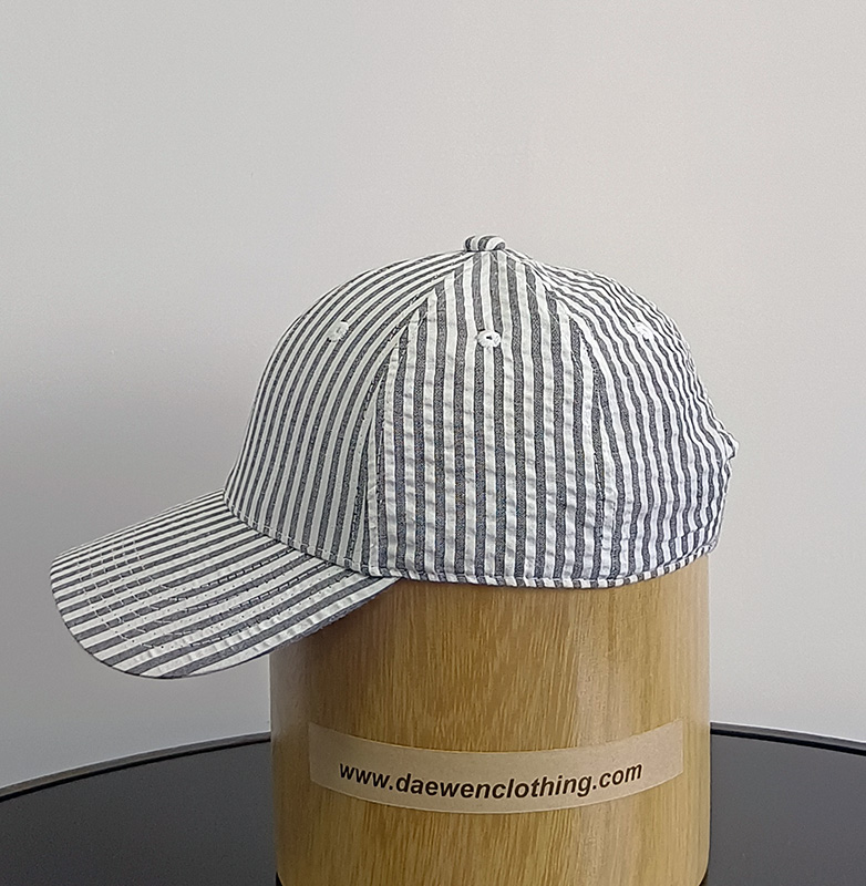 Daewen# baseball cap with striped fabric and velcro back