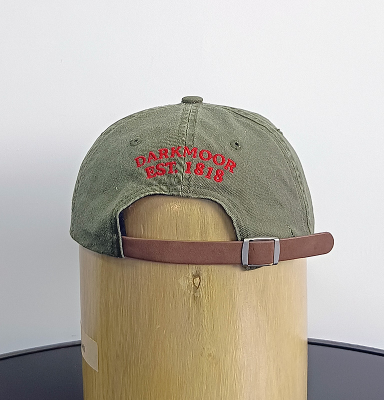 Daewen# washed cap with embroidery and metal button