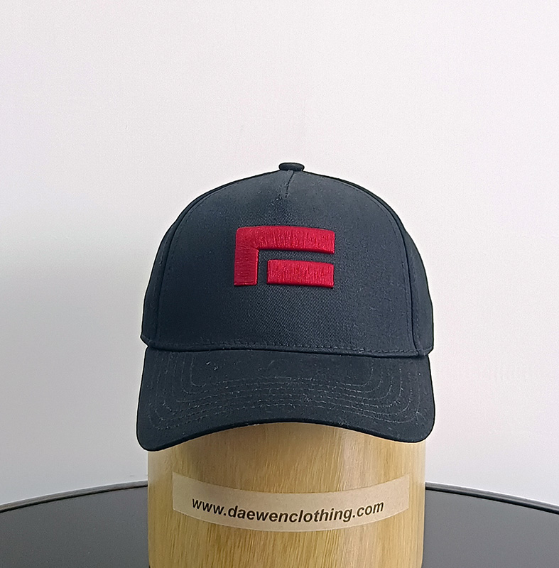 Daewen# baseball cap with embroidery