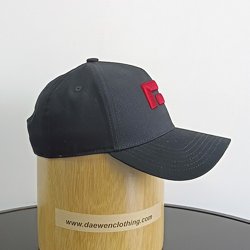 Daewen# baseball cap with embroidery