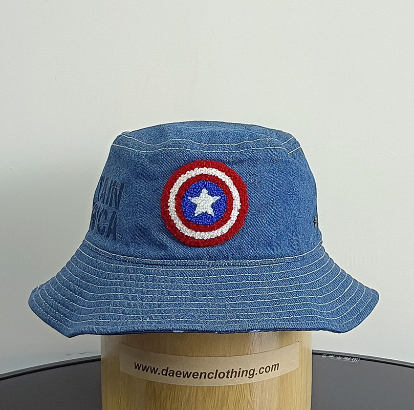 Daewen# bucket hat with knitted pacth and printing