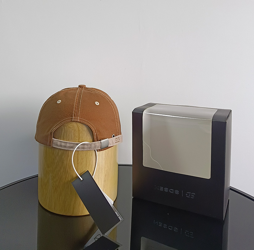 Daewen# baseball cap with custom packaging box