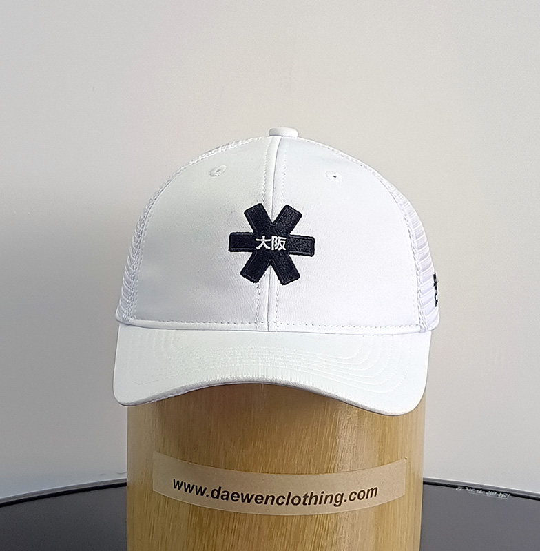 Daewen# trucker cap with embroidery and mesh back