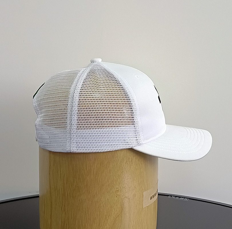 Daewen# trucker cap with embroidery and mesh back