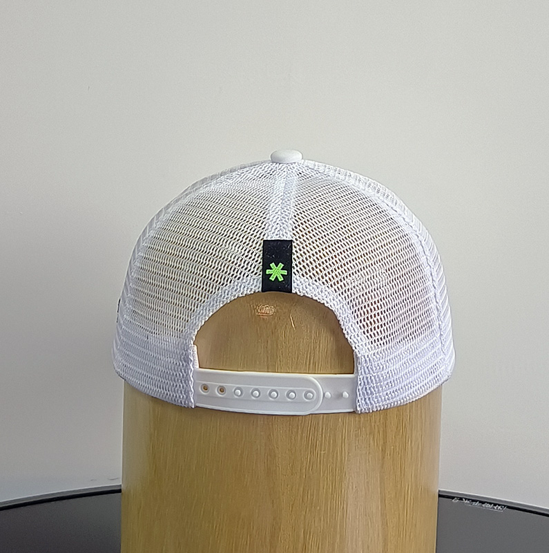 Daewen# trucker cap with embroidery and mesh back
