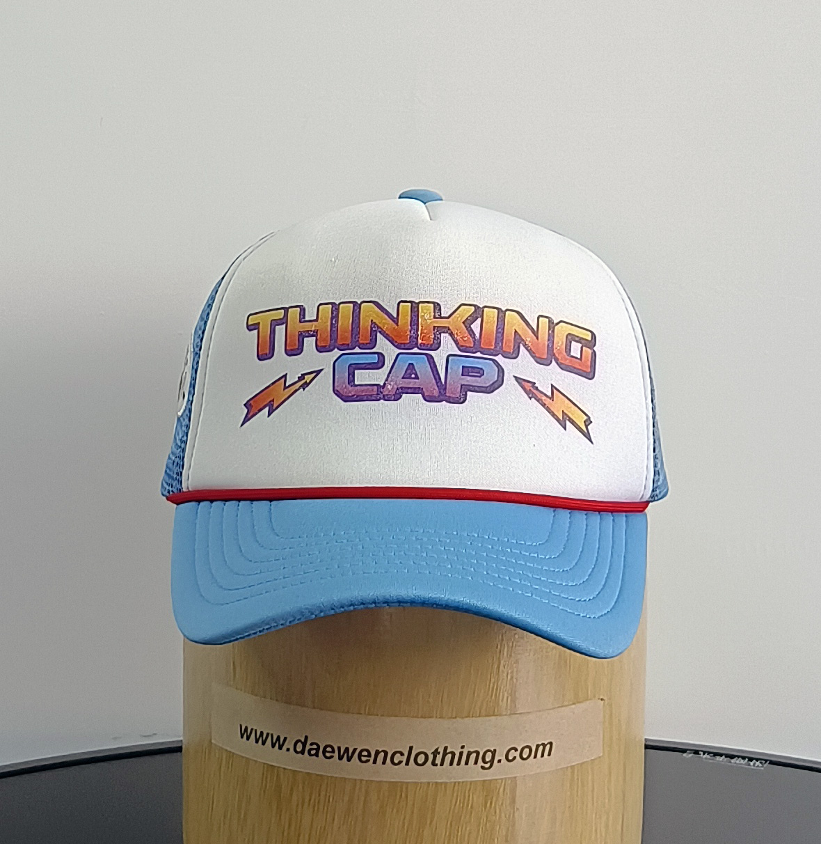 Daewen# trucker cap with printing and embroidery