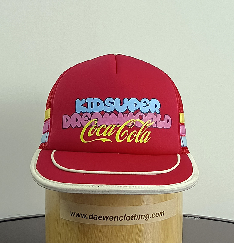Daewen# trucker cap with printing and embroidery