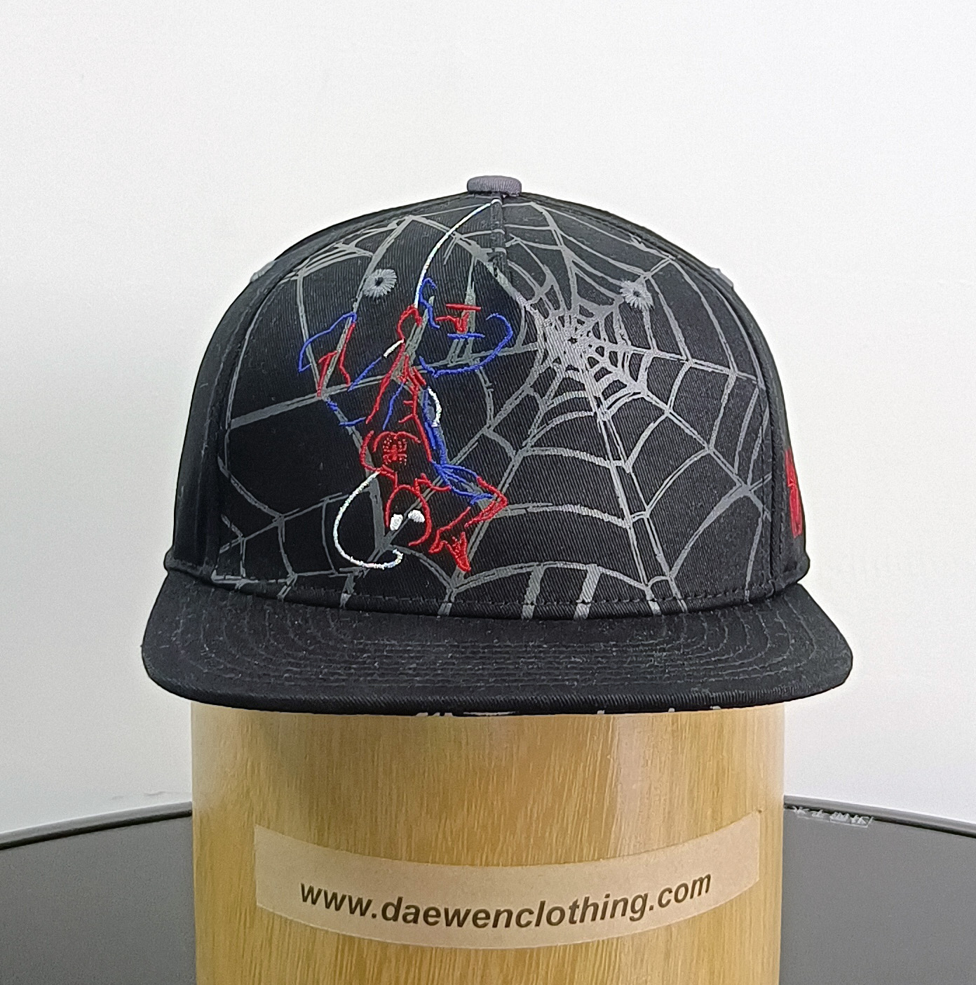 Daewen# snapback cap with embroidery and printing