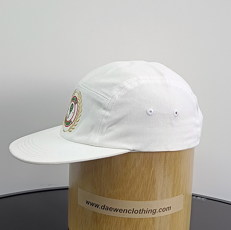 Daewen# snapback cap with 7 panel and embroidery