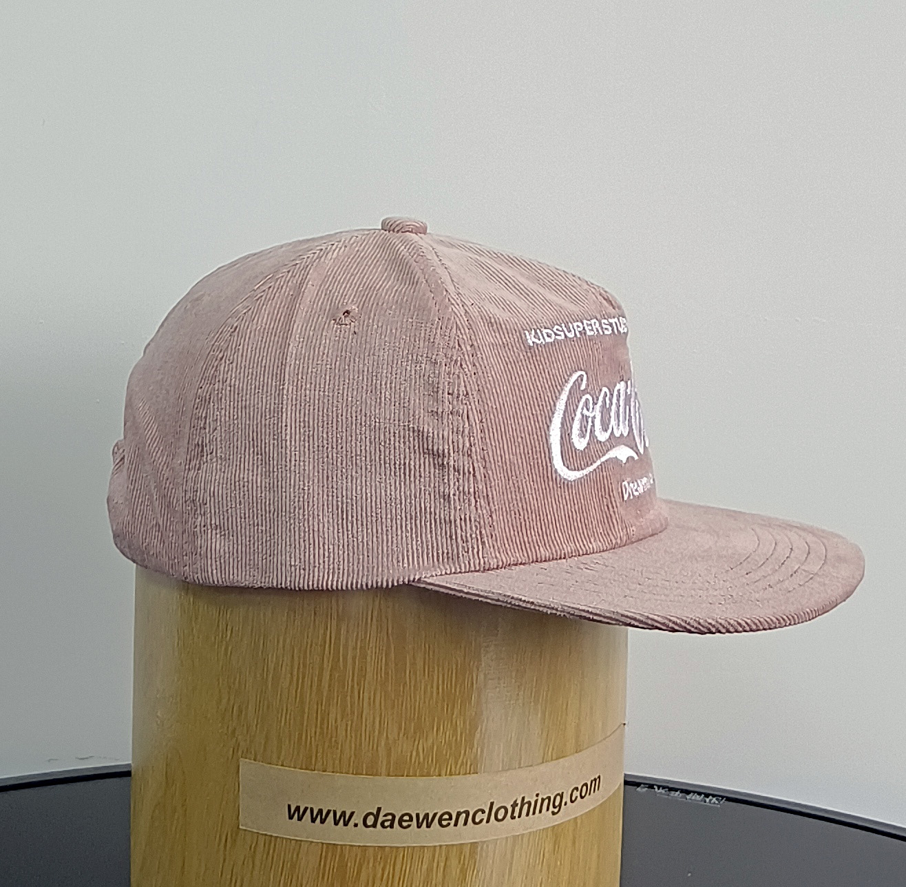 Daewen# snapback cap with corduroy fabric and embroidery