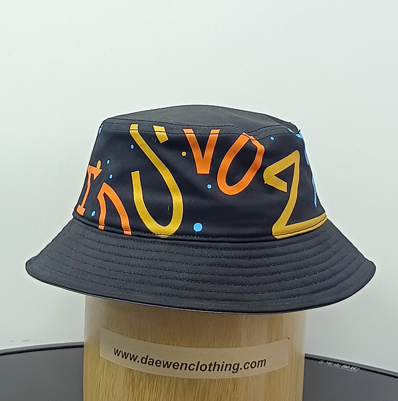Daewen# bucket hat with colorful abstract printing