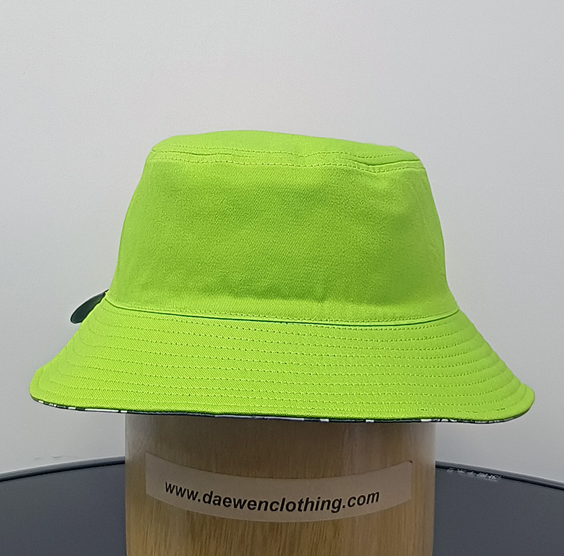 Daewen# bucket hat with print lmitation leather 