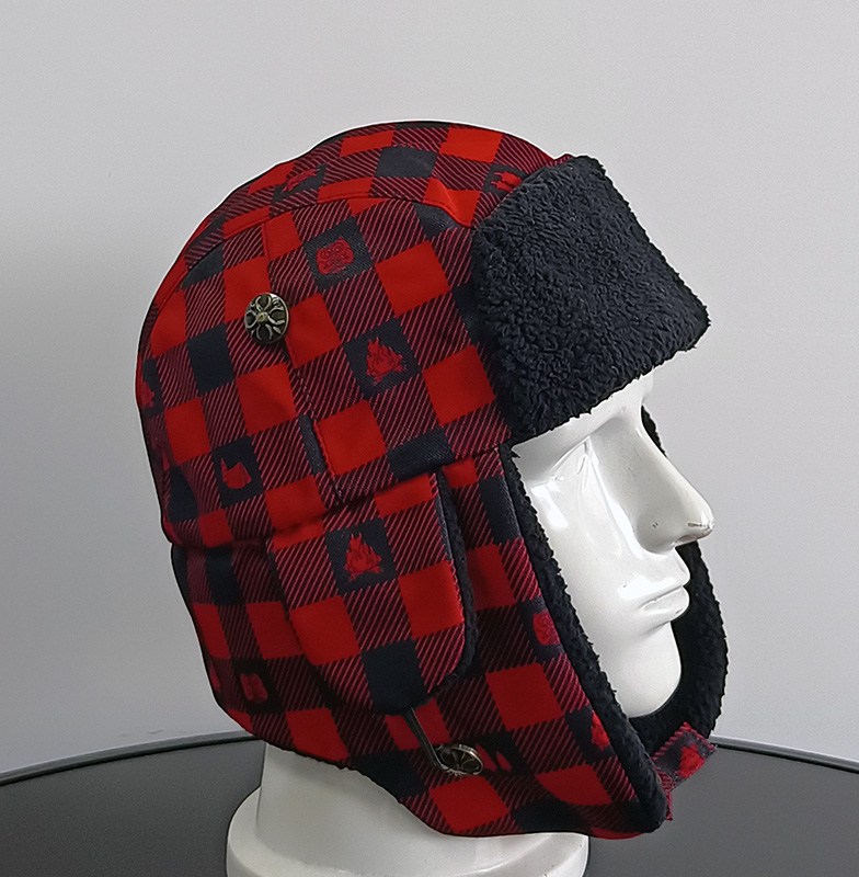 Daewen# earflap hat with metal buckle
